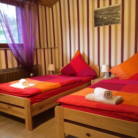 Franky House Am Nuerburgring Bed & Breakfast Quiddelbach Екстериор снимка