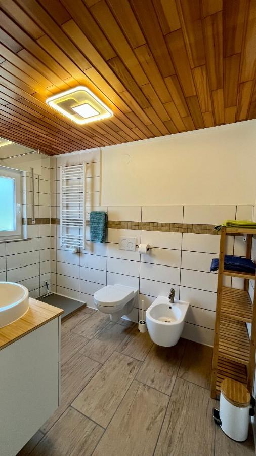 Franky House Am Nuerburgring Bed & Breakfast Quiddelbach Екстериор снимка