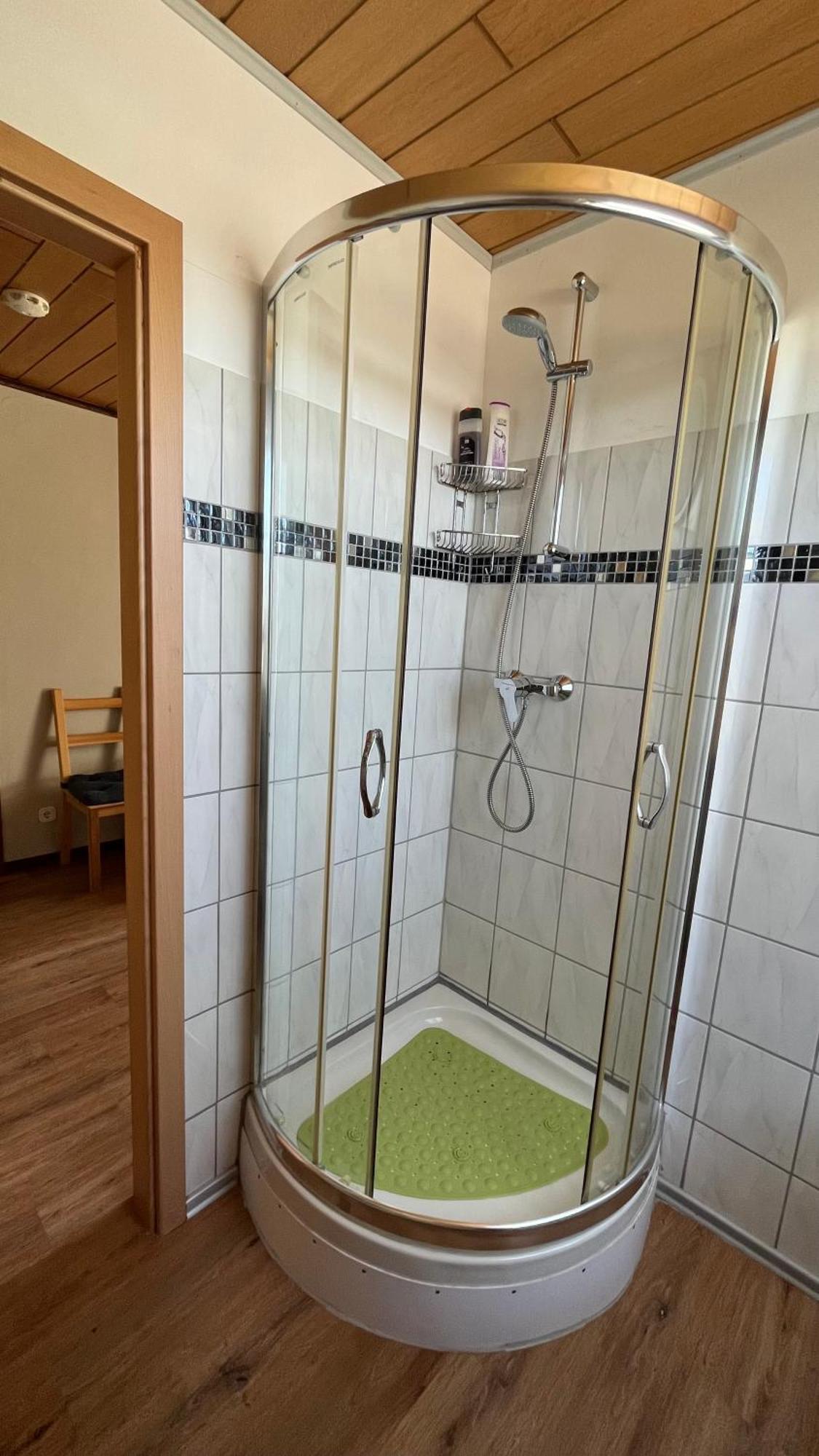 Franky House Am Nuerburgring Bed & Breakfast Quiddelbach Екстериор снимка