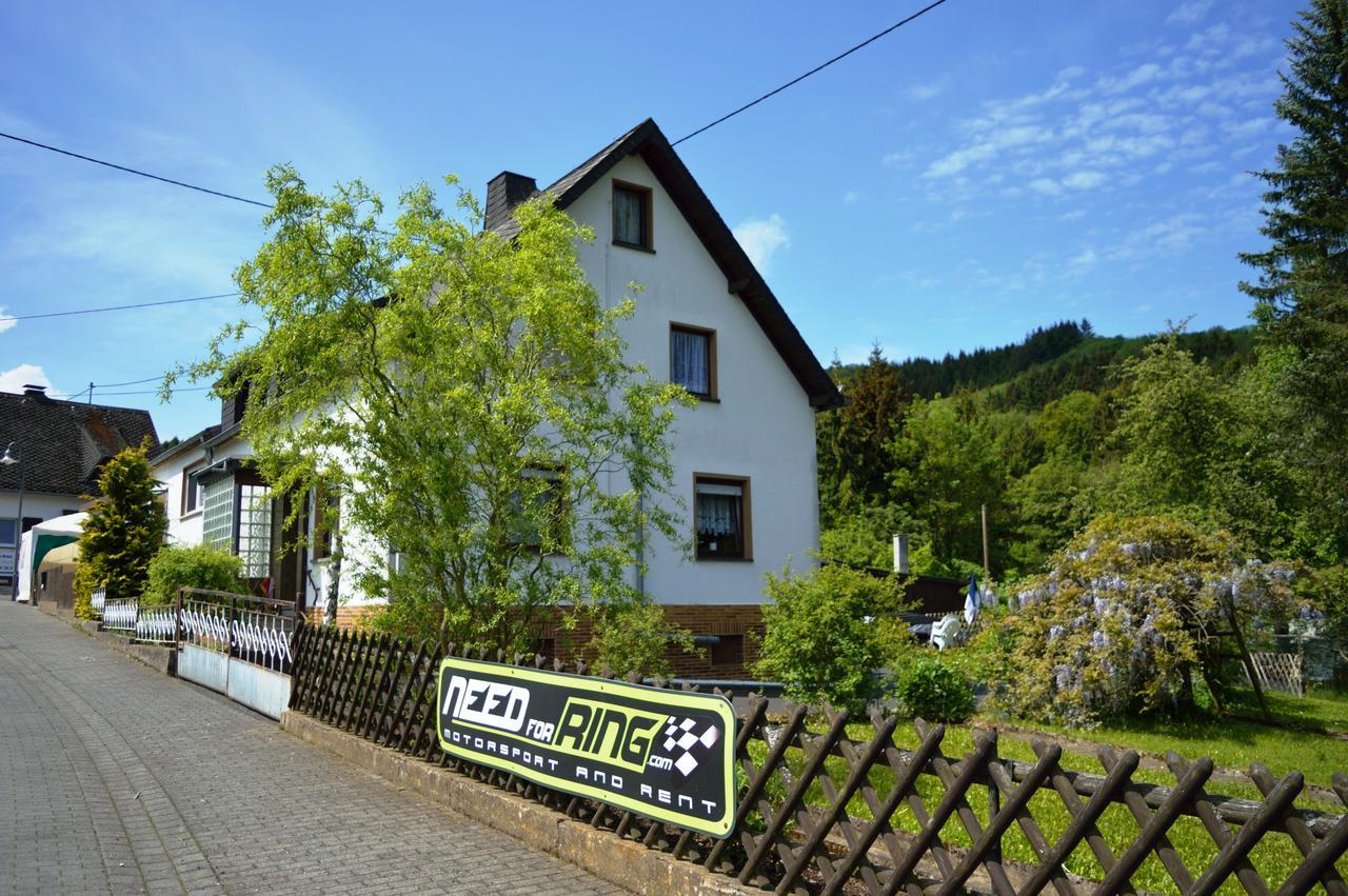 Franky House Am Nuerburgring Bed & Breakfast Quiddelbach Екстериор снимка