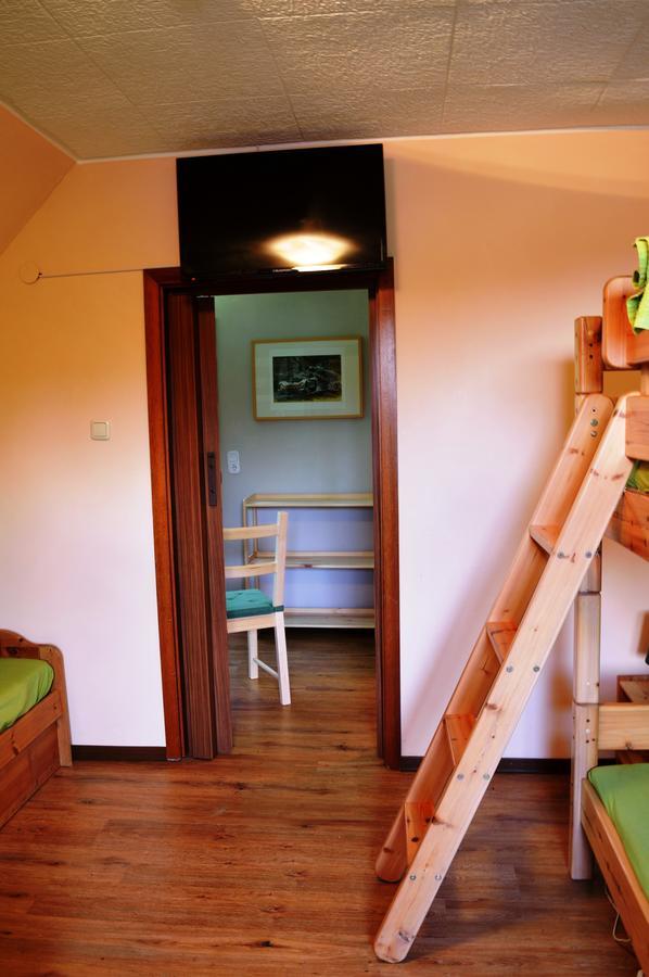 Franky House Am Nuerburgring Bed & Breakfast Quiddelbach Екстериор снимка